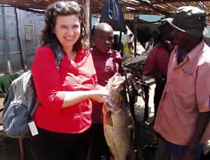 http://www.underwatertimes.com/news3/fish_farm_lake_victoria.jpg