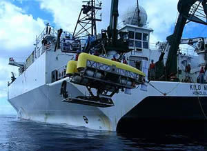 ROV Nereus off RV Kilo Moana