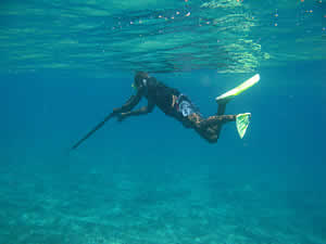 Papua New Guinean spear fisherman